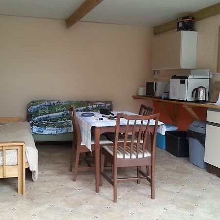 Granary Barn Hostel Helston Exterior foto